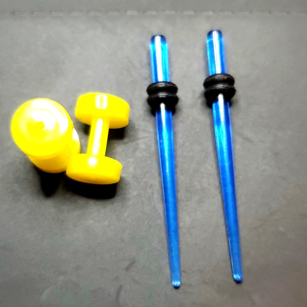 Tapers blue Translucent, yellow ear plugs  body piercing  12 gauge = 2mm
